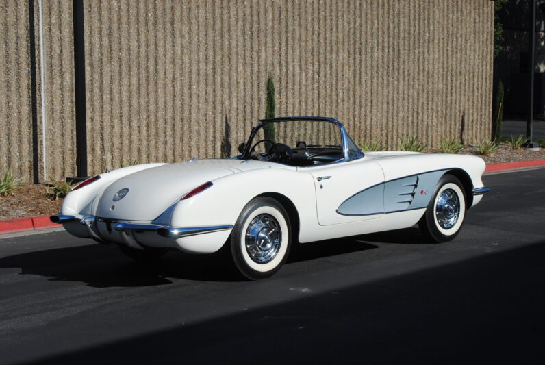 
								1959 Chevrolet Corvette C1 full									