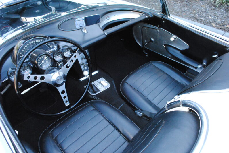 
								1959 Chevrolet Corvette C1 full									