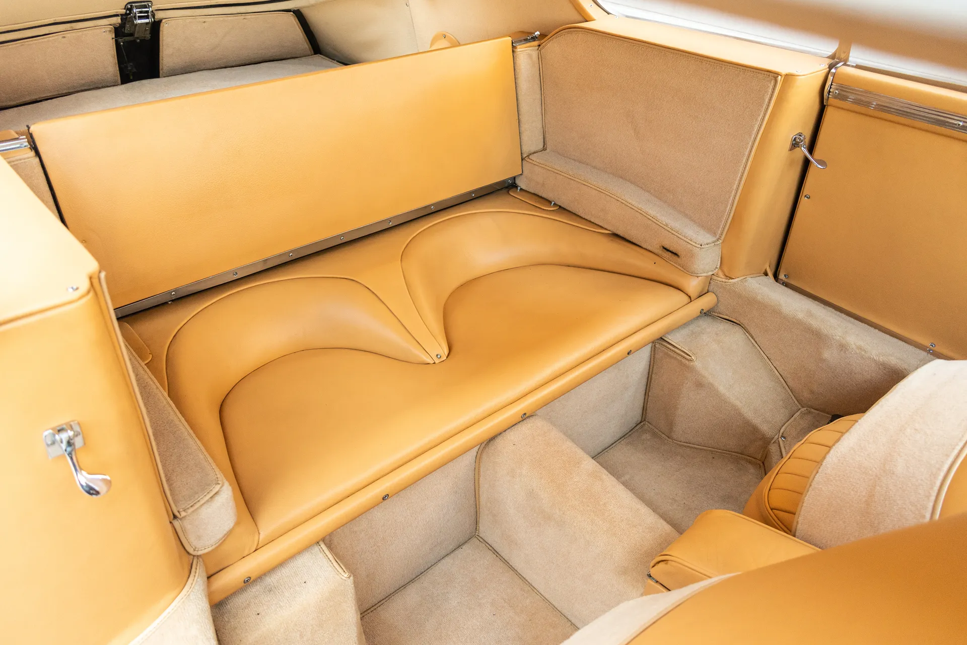 1956 Aston Martin DB2/4 Mark II