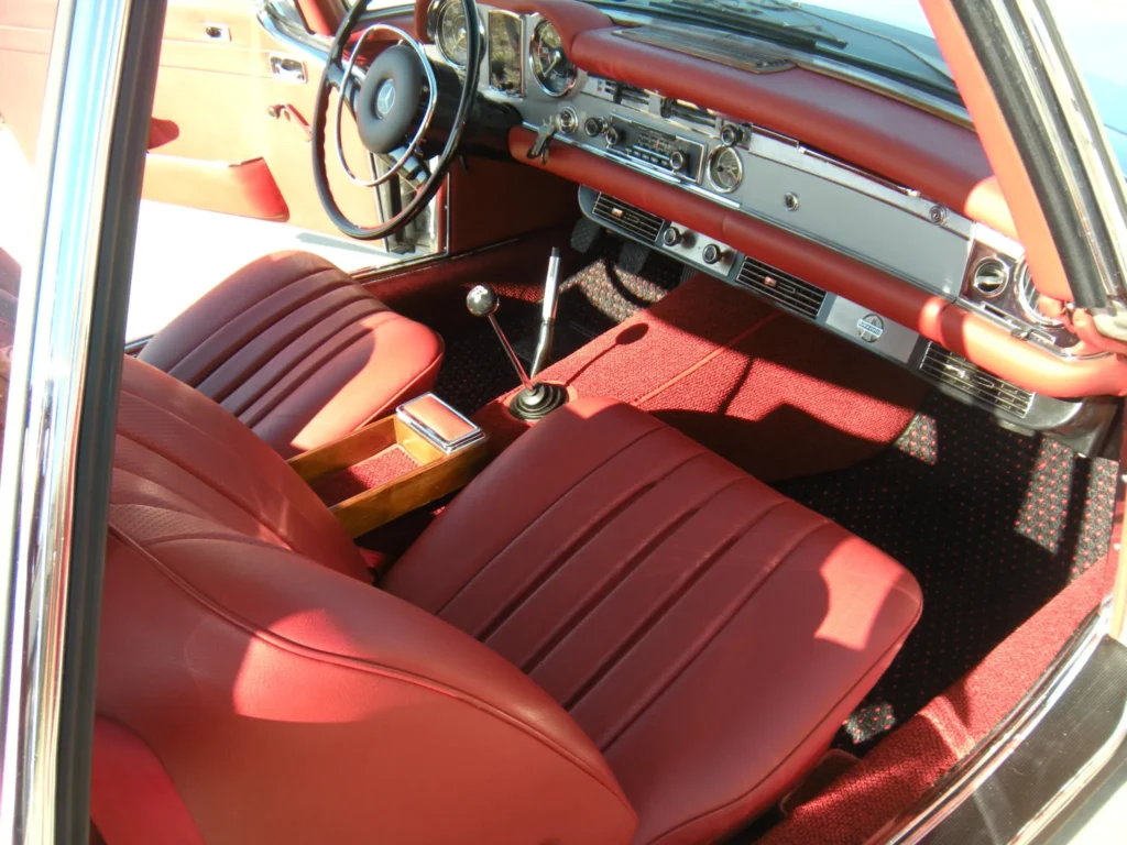 1969 Mercedes-Benz 280SL