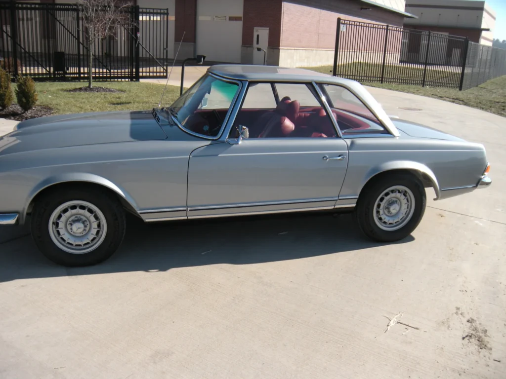 1969 Mercedes-Benz 280SL
