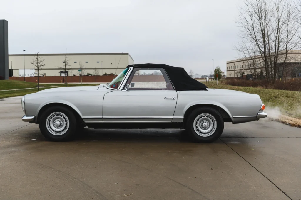 1969 Mercedes-Benz 280SL