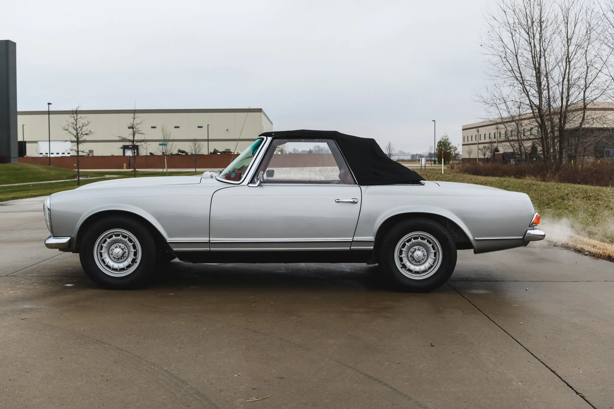 1969 Mercedes-Benz 280SL
