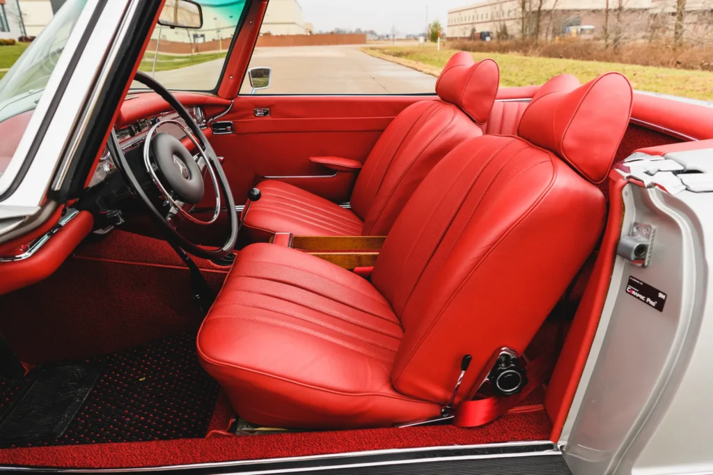 1969 Mercedes-Benz 280SL