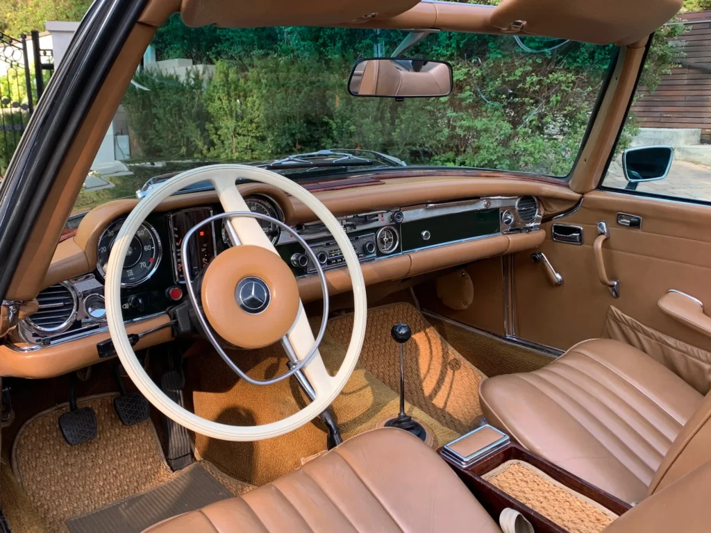1969 Mercedes-Benz 280SL