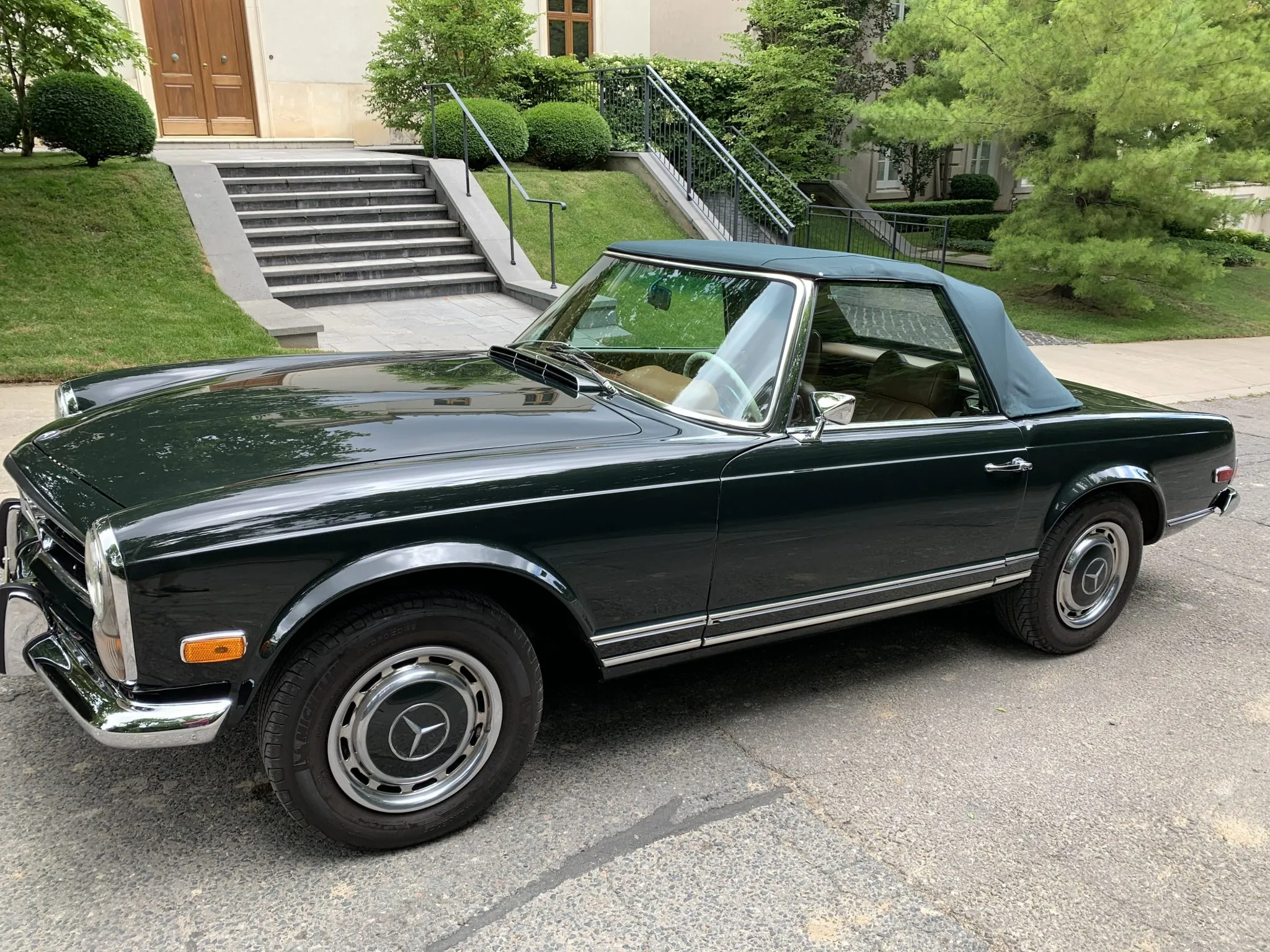 1969 Mercedes-Benz 280SL