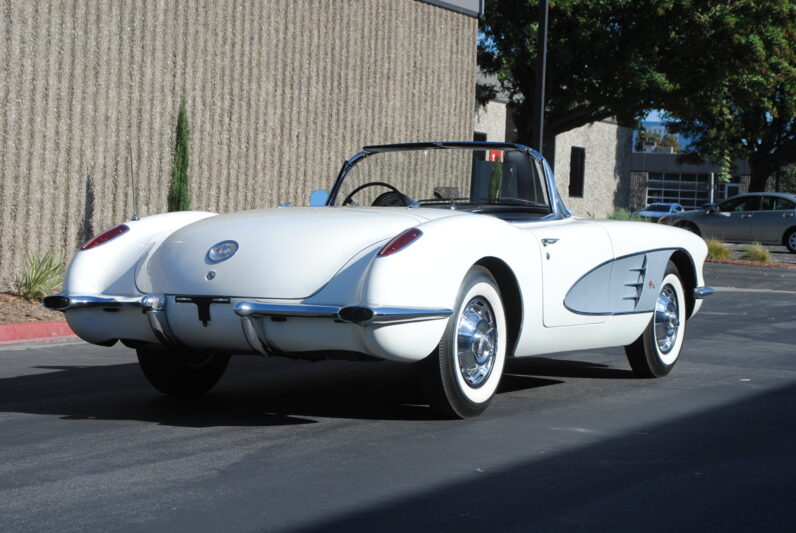 
								1959 Chevrolet Corvette C1 full									