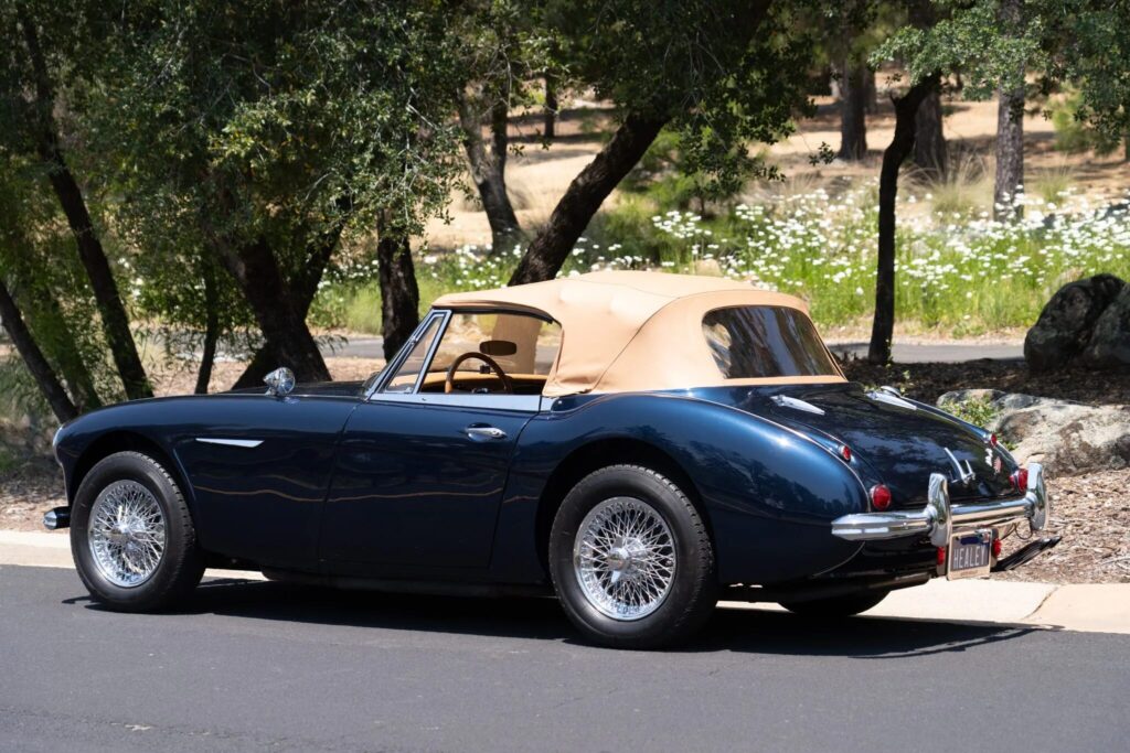 1965 Austin-Healey 3000 BJ8 Mk III