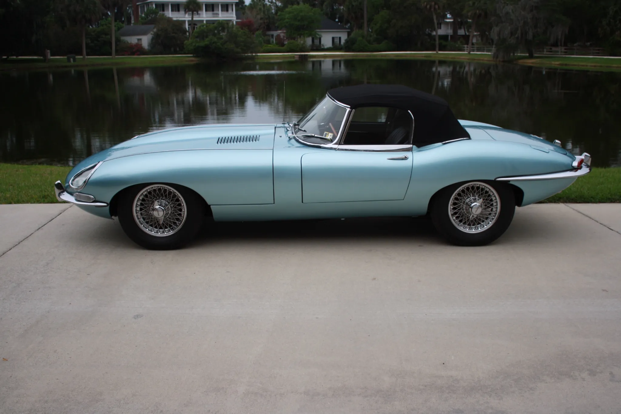 1967 Jaguar XKE Roadster