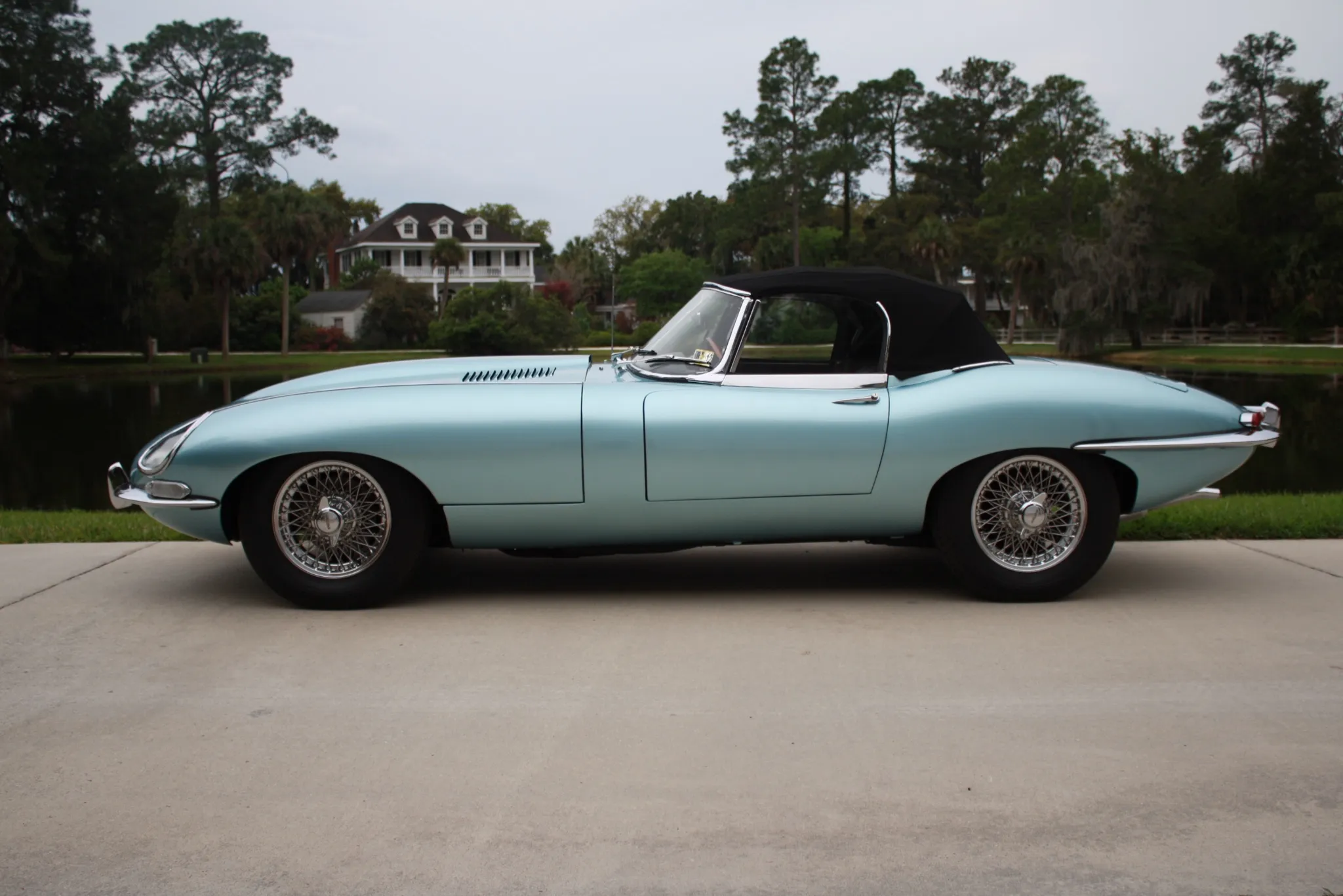 1967 Jaguar XKE Roadster