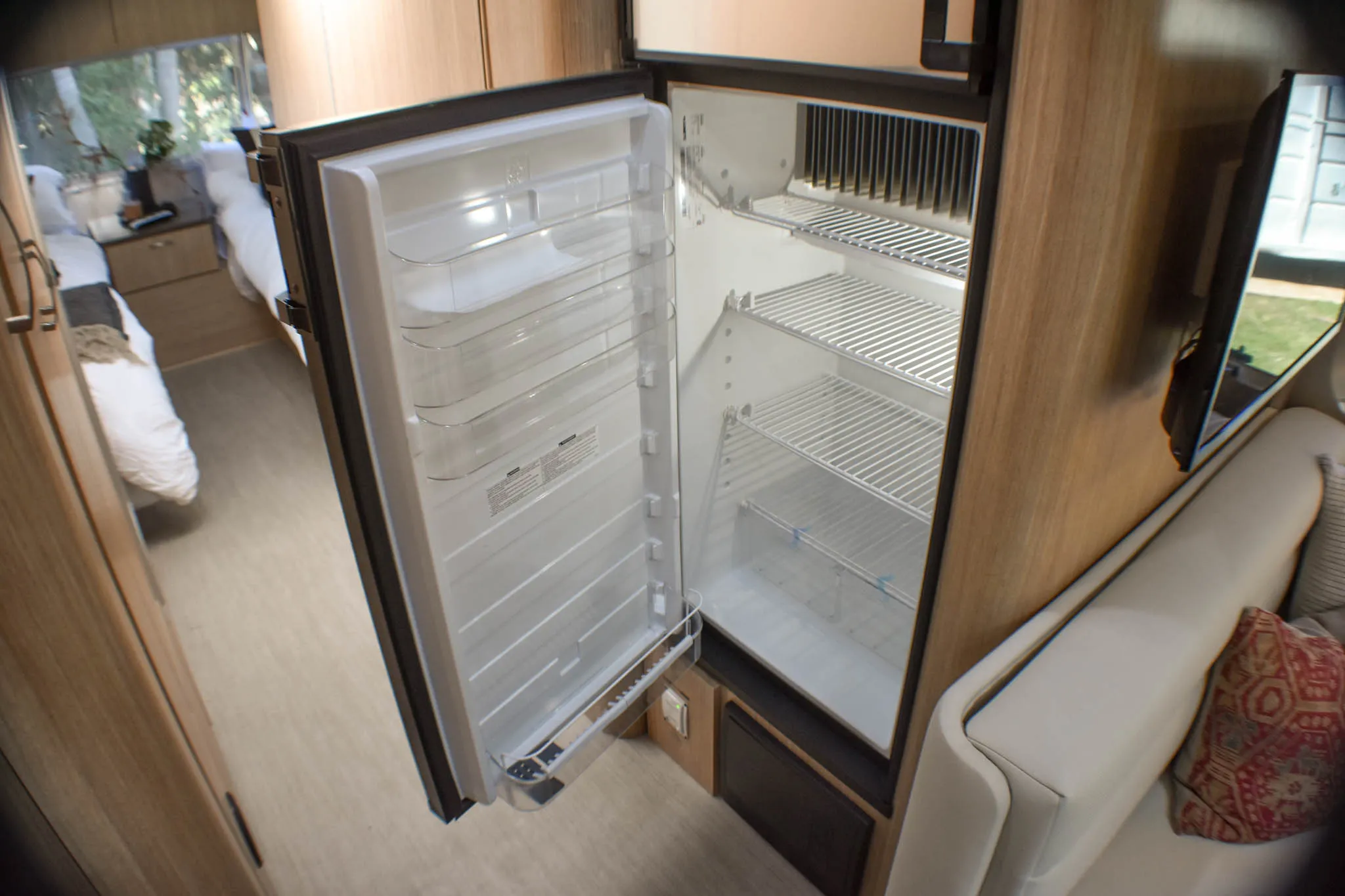 2020 Airstream Flying Cloud 30RB