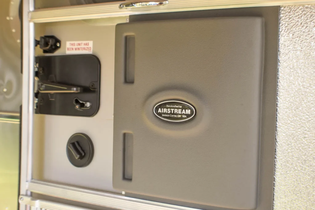 2020 Airstream Flying Cloud 30RB