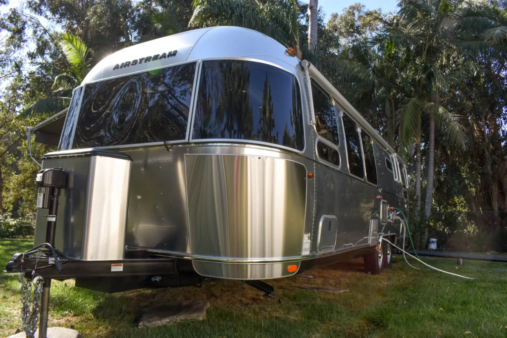 2020 Airstream Flying Cloud 30RB