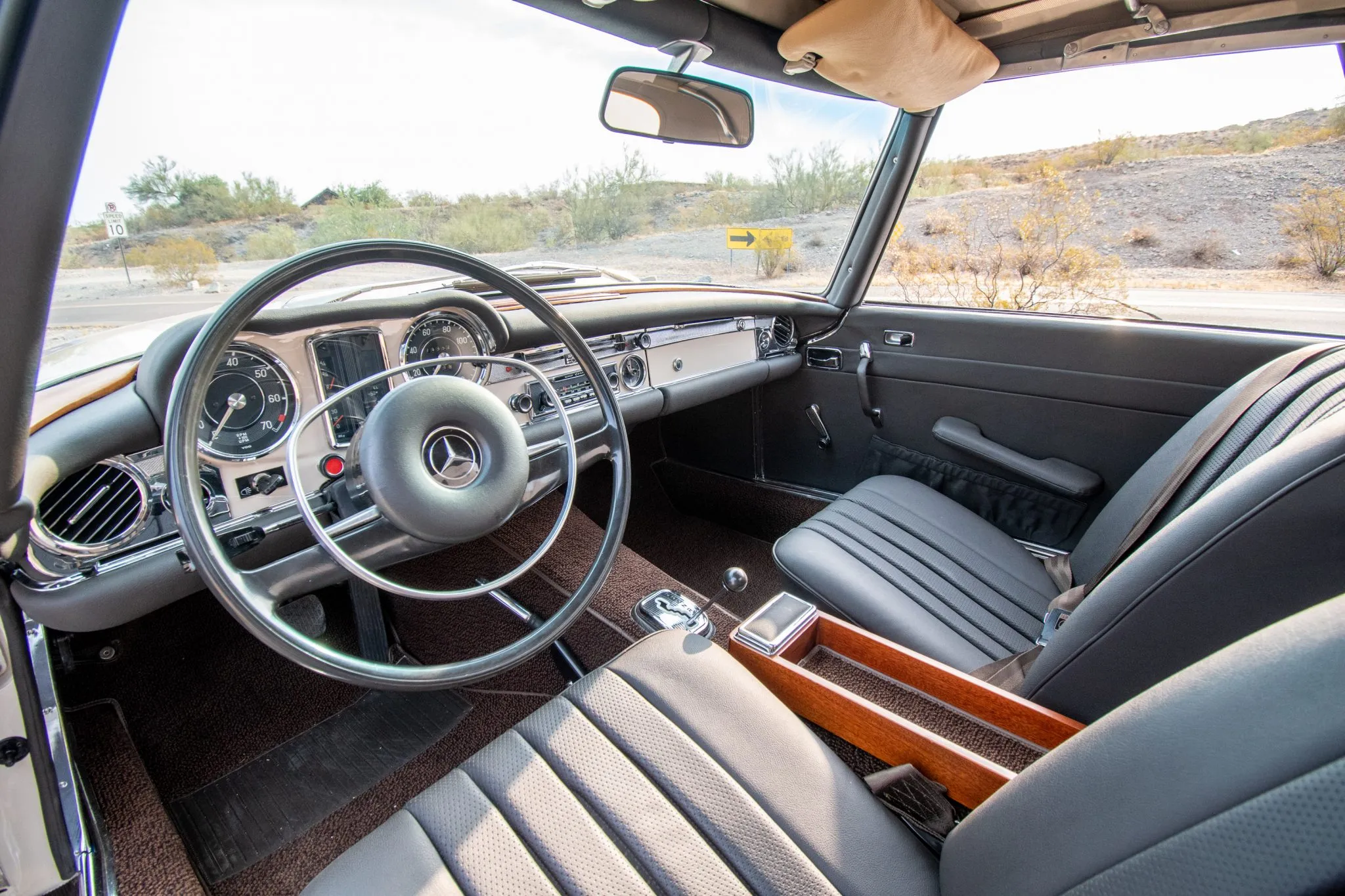1970 Mercedes-Benz 280SL