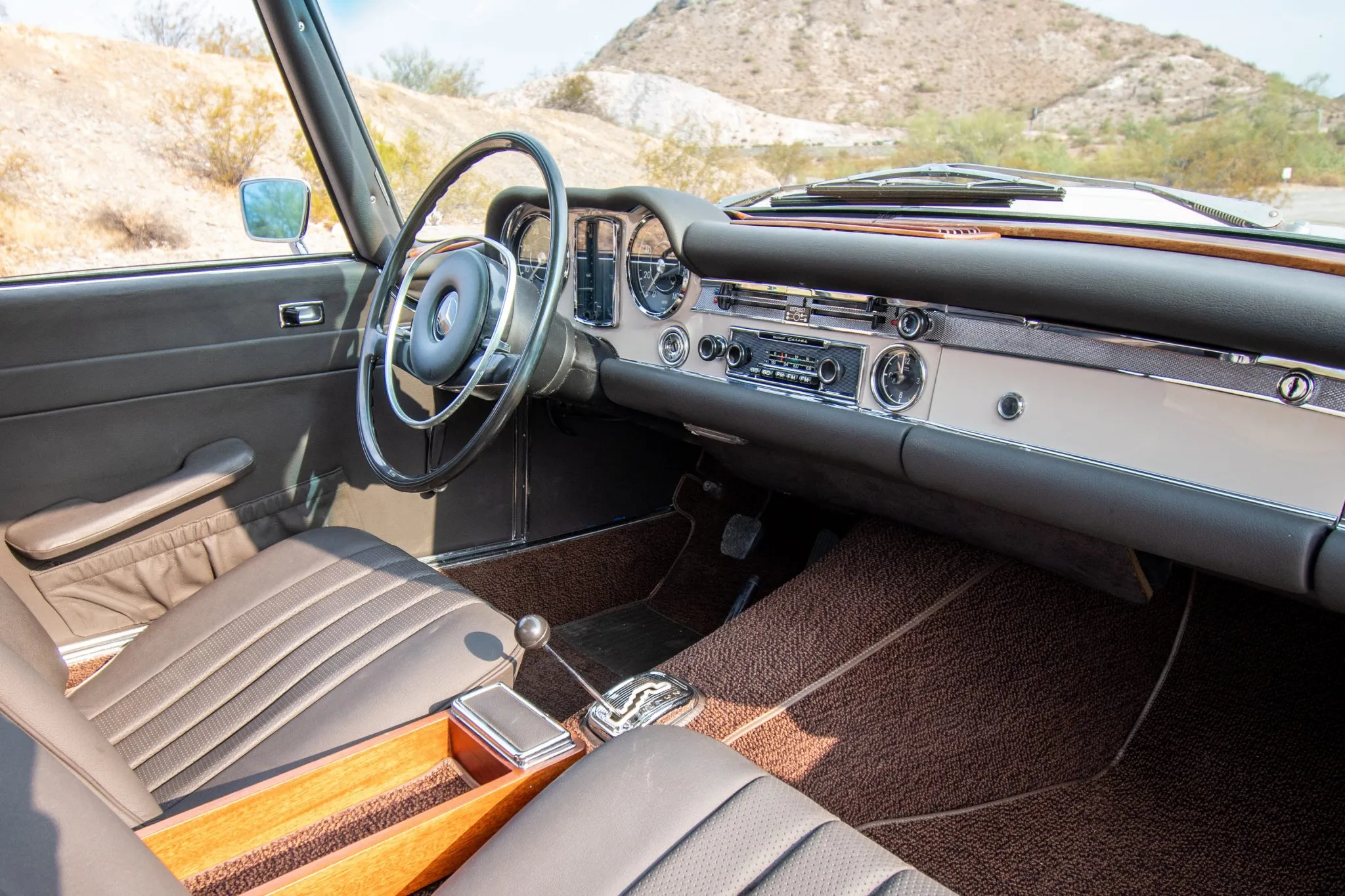 1970 Mercedes-Benz 280SL