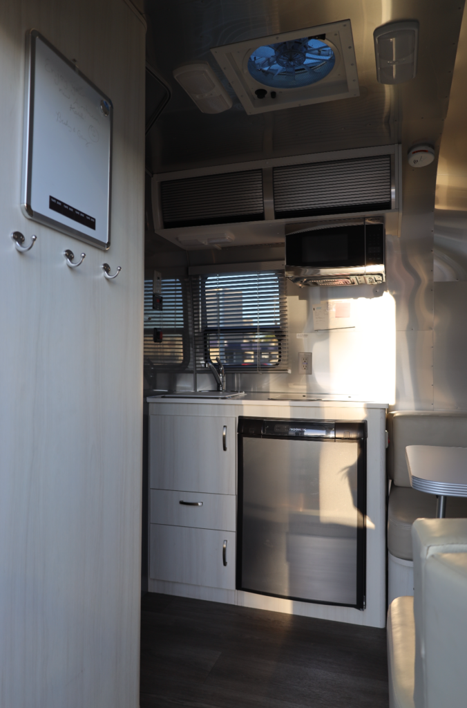 2019 Airstream Sport 16′ Travel Trailer