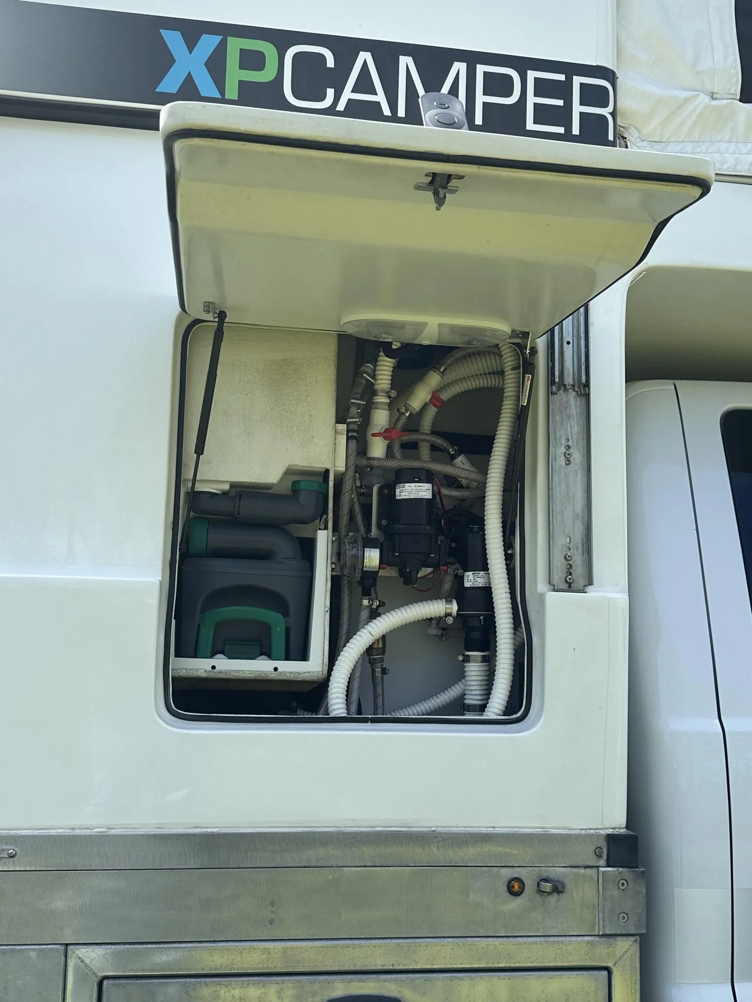 2016 Ford F-350 XLT Super Cab Power Stroke 4×4