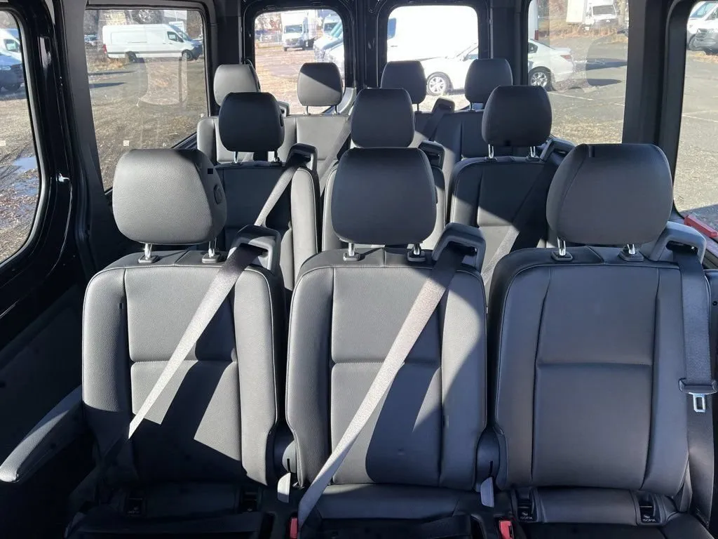2025 Mercedes-Benz Sprinter 2500