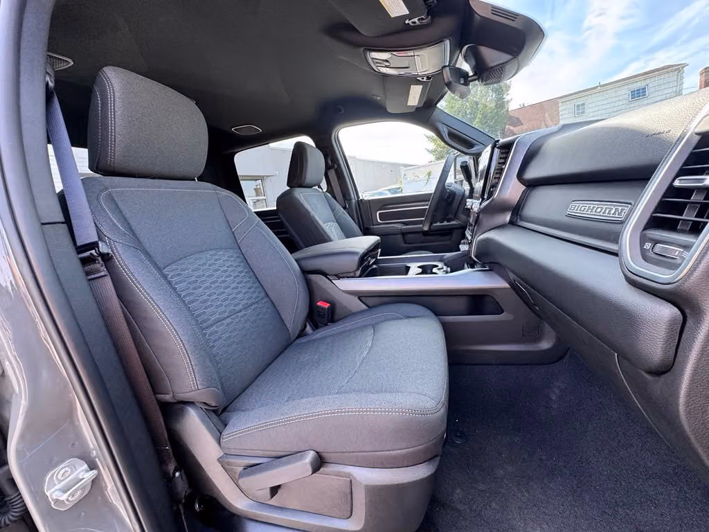 2026 RAM 2500 Big Horn AWD/4WD
