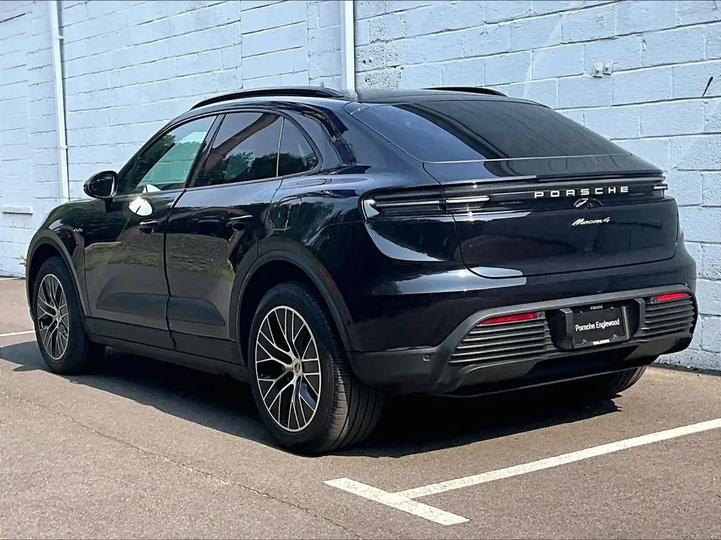 2025 Porsche Macan 4 Electric AWD/4WD