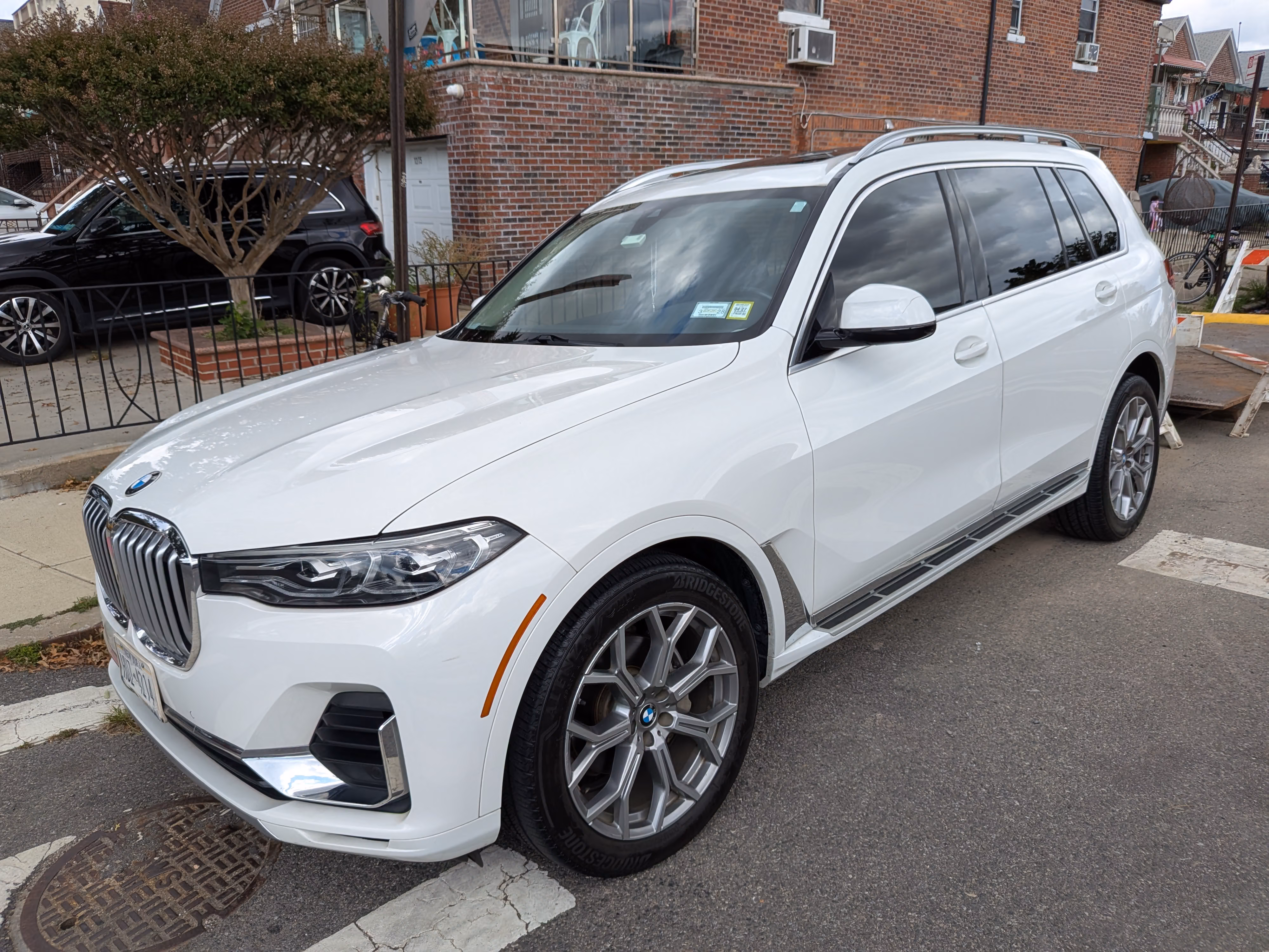 2020 BMW X7 xDrive40i Sport Utility 4D AWD/4WD