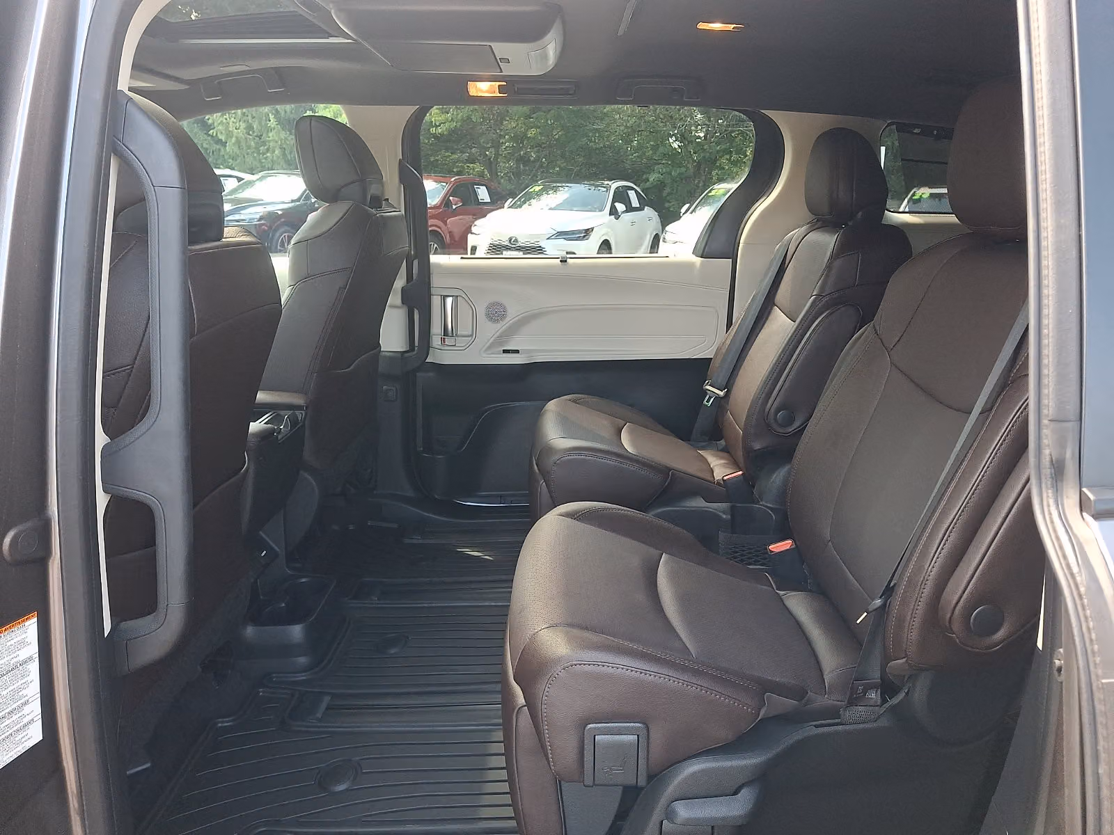 2024 Toyota Sienna Platinum AWD/4WD